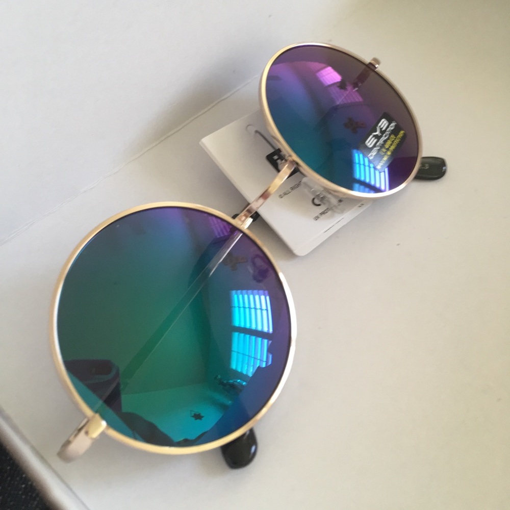 BNWT Oval Lens Aviator Sunglasses